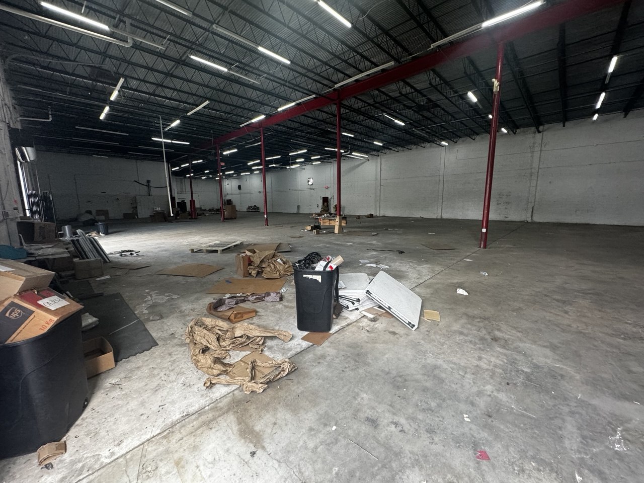 Final warehouse condition after liquidation project